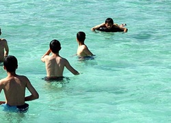 Normal_zwembad_zwemmen_sport_mosul-swimming_water_wiki_-c_