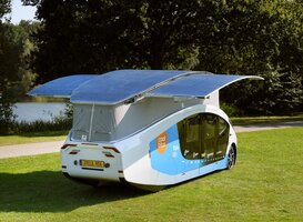 Studententeam TU Eindhoven gaat op reis met rijdend huis op zonne-energie