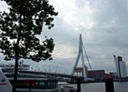 Normal_rotterdam_erasmus_brug