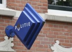 Normal_politiebordje._politie_isabella