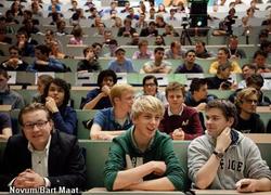 Studenten in collegezaal