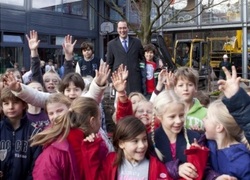 Normal_school_kinderen_boom_paschalisschool_den_haag