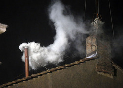 witte rook sixtijnse kapel rome
