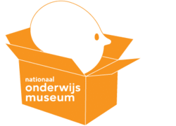 Normal_onderwijsmuseum_logo