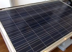 Onderzoek naar zonnepanelen op daken van scholen