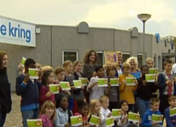 Anti-vandalismeprijs voor basisschool De Kring in Almere Anti-vandalismeprijs voor basisschool De Kring in Almere