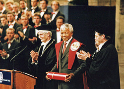 Normal_nelson_mandela