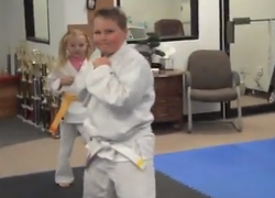 Karatelessen voor kinderen en jongeren Oud-Beijerland