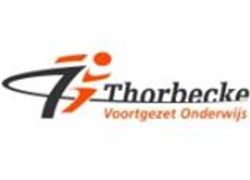Honderden groep 8'ers bij Thorbecke Voortgezet Onderwijs Honderden groep 8'ers bij Thorbecke Voortgezet Onderwijs