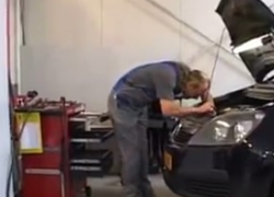 Pick-up van autowrakken maken Pick-up van autowrakken maken