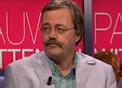 Oud-directeur Albert Drent van kinderdagverblijf 't Horfnarretje mogelijk toch vervolgd Oud-directeur Albert Drent van kinderdagverblijf 't Horfnarretje mogelijk toch vervolgd