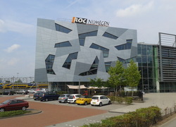 Normal_roc_bij_station_nijmegen__zuidvleugel_