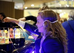 Even bijkomen aan de zuurstofbar op de TechYourFuture conferentie in Zwolle Even bijkomen aan de zuurstofbar op de TechYourFuture conferentie in Zwolle