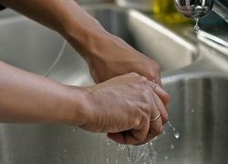 Normal_normal_handen_wassen