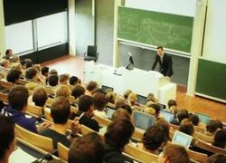 Normal_college_docent_klas_lokaal