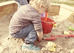 Normal_kov__basisonderwijs__zandbak__spelen__buiten_spelen__kind