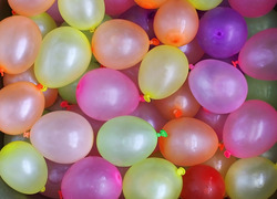 Normal_waterballon_watergevacht_water