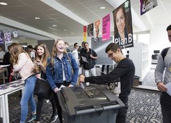 GroenLinks grootste partij bij Scholierenverkiezingen