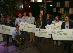 De winnaars van Open Mind 2017 (fotograaf: Bram Saeys)