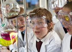 Normal_kinderen_techniek_onderzoek_chemie_scheikunde_proefje_experiment_wetenschap