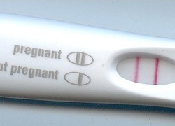 Normal_zwangerschapstest_pregnancy_test_result_wiki_-c_