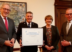 Vereniging Hogescholen verwelkomt Politieacademie als geassocieerd lid Vereniging Hogescholen verwelkomt Politieacademie als geassocieerd lid