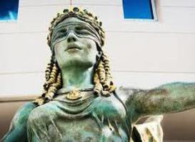 Normal_normal_vrouwe_justitia