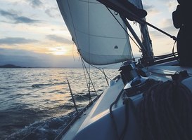 Normal_sailboat-1149519__340