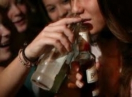 Normal_normal_drank_drinken_alcohol_jeugd_jongeren_kinderen_comazuipen