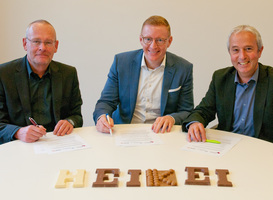 Normal_20181206_ondertekening_bestuurders_heikei