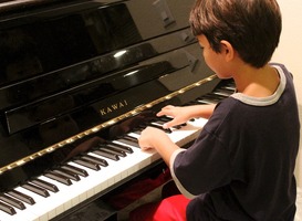 Normal_piano-78492_960_720