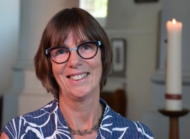 Kinderboekenschrijfster Bette Westera morgen te gast in Op Adem Kinderboekenschrijfster Bette Westera morgen te gast in Op Adem