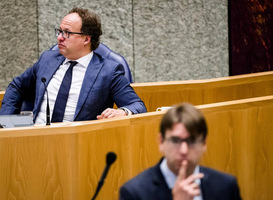 D66 wil toeslagen vervangen door belastingkortingen en gratis kinderopvang