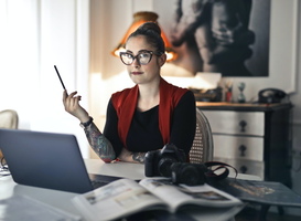 Fontys en ELLE organiseren voor de 4e keer cursus Modejournalistiek Fontys en ELLE organiseren voor de 4e keer cursus Modejournalistiek