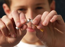 1 augustus alle scholen rookvrij: 'Ons doel is een rookvrije generatie in 2040' 1 augustus alle scholen rookvrij: 'Ons doel is een rookvrije generatie in 2040'