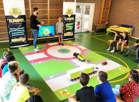 Basisschool De Twister uit Mijdrecht trapt nieuw seizoen dodehoeklessen af Basisschool De Twister uit Mijdrecht trapt nieuw seizoen dodehoeklessen af