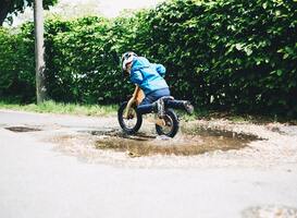 Zelf naar school fietsen kind 