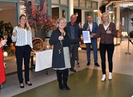  ROC Mondriaan haalt als eerste van Nederland certificaat tweetalig onderwijs