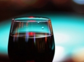 Dranquilo-campagne moedigt studenten en anderen aan minder te drinken Dranquilo-campagne moedigt studenten en anderen aan minder te drinken