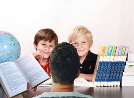 Onderzoek naar bijzondere bekostiging in primair- en speciaal onderwijs Onderzoek naar bijzondere bekostiging in primair- en speciaal onderwijs