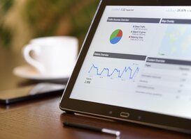 Beleggen met je studiefinanciering? Het CDA wil dat er een verbod op komt Beleggen met je studiefinanciering? Het CDA wil dat er een verbod op komt