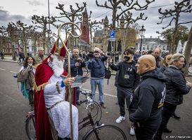 Sinterklaas arriveert in Maastricht zonder zwarte pieten
