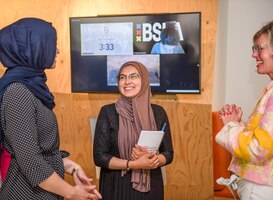 Lale Gül inspireert jonge vrouwen tijdens achtste editie YLBA