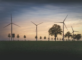 Energietransitie is cruciaal, maar door tekort aan technisch personeel in gevaar Energietransitie is cruciaal, maar door tekort aan technisch personeel in gevaar