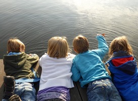 Buitenspelen tijdens de wintermaanden net zo belangrijk als in de zomer Buitenspelen tijdens de wintermaanden net zo belangrijk als in de zomer