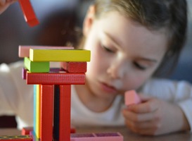 Peuters die moeite hebben met reguliere opvang komen in een eigen groep Peuters die moeite hebben met reguliere opvang komen in een eigen groep