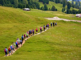 Studenten van Hogeschool Van Hall Larenstein op excursie in Voorste Diep