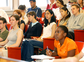 Ook na hun achttiende hoger onderwijs voor jongeren zonder papieren Ook na hun achttiende hoger onderwijs voor jongeren zonder papieren