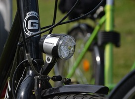 Slimme spiegel van leerlingen Cals College laat fietsers denken aan verlichting