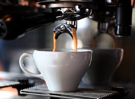 Coffee Corners Universiteit Twente introduceren herbruikbare koffiebekers 